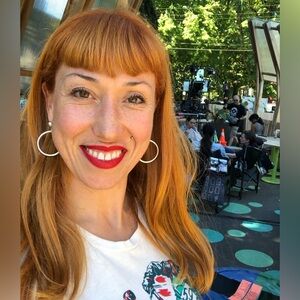 Meet your Posher, Posh